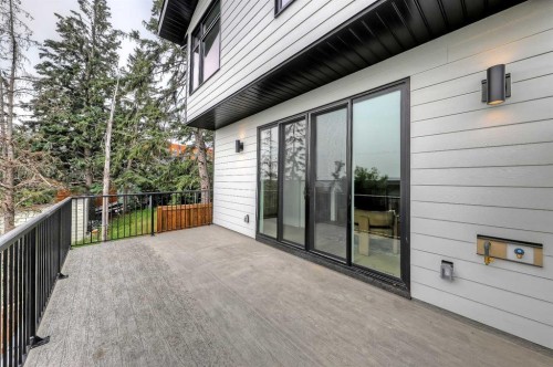 4320 Centre A Street Ne, Calgary, AB - Outdoor With Exterior