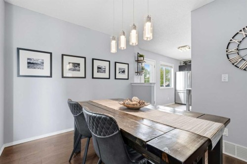 149 Riverglen Close Se, Calgary, AB - Indoor Photo Showing Dining Room
