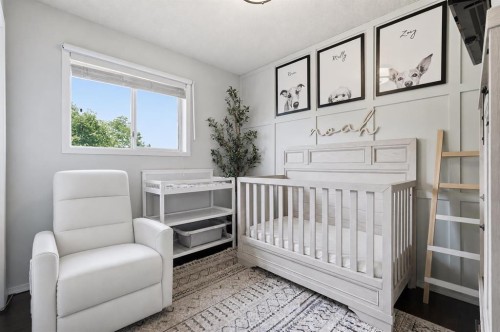 149 Riverglen Close Se, Calgary, AB - Indoor