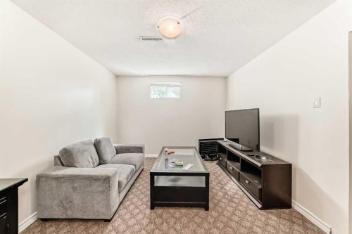 4004 7 Avenue Sw, Calgary, AB - Indoor