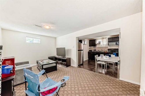 4004 7 Avenue Sw, Calgary, AB - Indoor