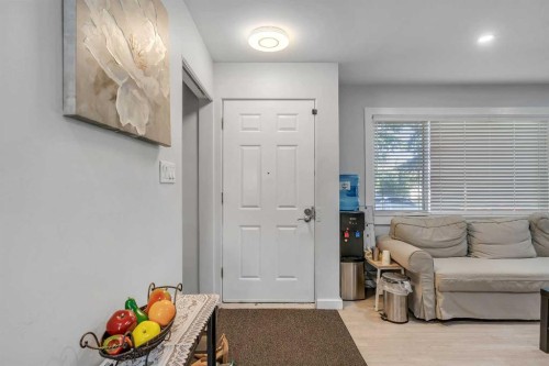 52 Fay Road Se, Calgary, AB - Indoor