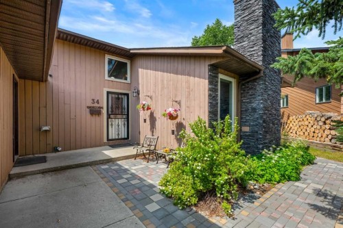 34 Cascade Place, Cochrane, AB - Outdoor With Exterior
