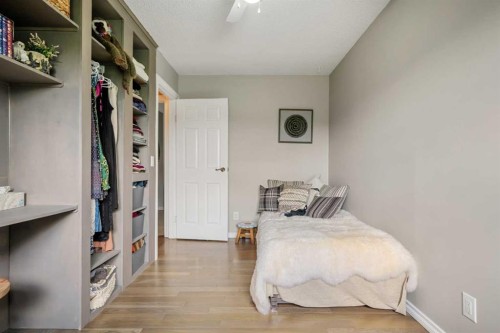 34 Cascade Place, Cochrane, AB - Indoor Photo Showing Bedroom