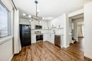 25 Erin Ridge Road Se, Calgary, AB  - Indoor Photo Showing Kitchen 