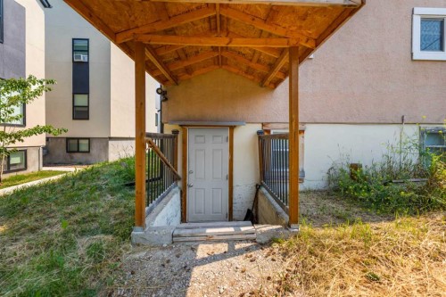 1407 28 Street Sw, Calgary, AB - Outdoor With Exterior