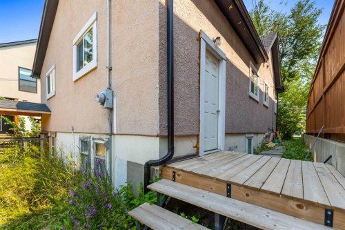 1407 28 Street Sw, Calgary, AB - Outdoor With Exterior