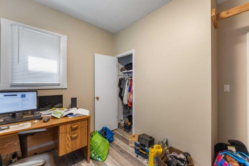 1407 28 Street Sw, Calgary, AB - Indoor Photo Showing Office