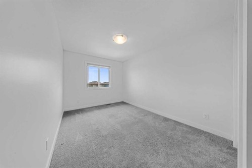 834 Bayview Terrace Sw, Airdrie, AB - Indoor Photo Showing Other Room