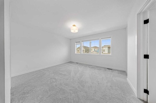 834 Bayview Terrace Sw, Airdrie, AB - Indoor Photo Showing Other Room