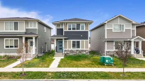 834 Bayview Terrace Sw, Airdrie, AB - Outdoor With Facade