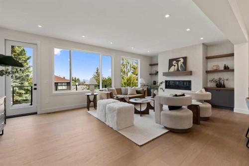 52 Patterson Rise Sw, Calgary, AB - Indoor Photo Showing Living Room