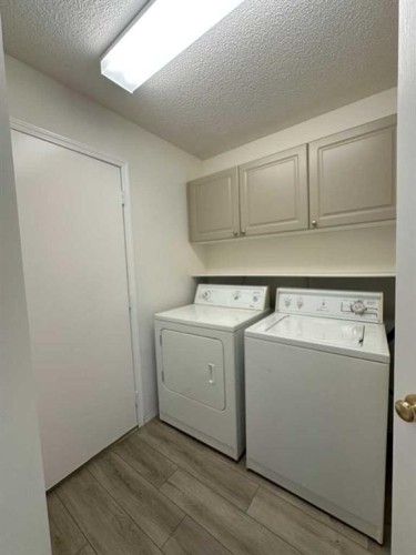 151 Citadel Green Nw, Calgary, AB - Indoor Photo Showing Laundry Room