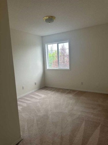151 Citadel Green Nw, Calgary, AB - Indoor Photo Showing Other Room