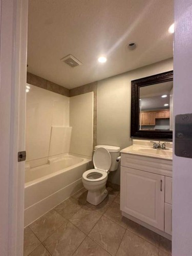 151 Citadel Green Nw, Calgary, AB - Indoor Photo Showing Bathroom