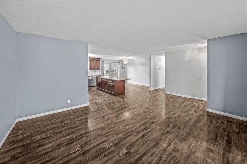 227 Manora Crescent Ne, Calgary, AB - Indoor Photo Showing Other Room