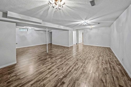 227 Manora Crescent Ne, Calgary, AB - Indoor Photo Showing Other Room