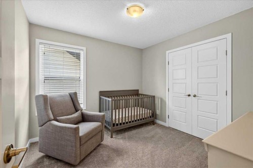 195 Mahogany Passage Se, Calgary, AB - Indoor Photo Showing Bedroom