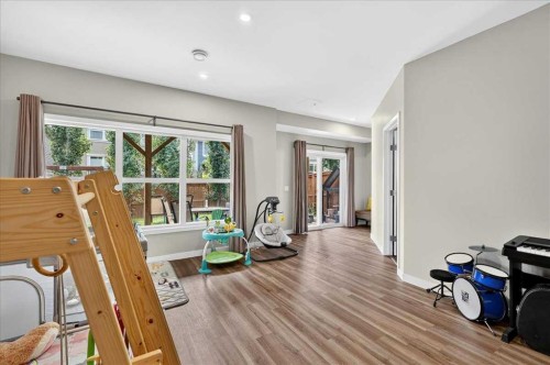 195 Mahogany Passage Se, Calgary, AB - Indoor