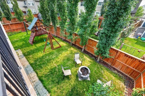 195 Mahogany Passage Se, Calgary, AB - Outdoor