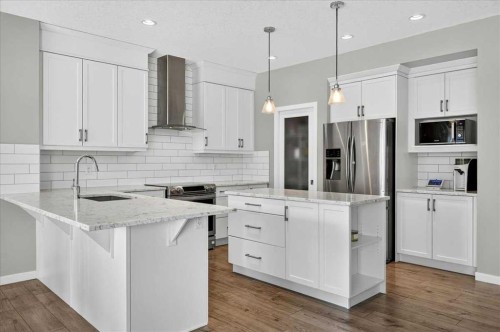 195 Mahogany Passage Se, Calgary, AB - Indoor Photo Showing Kitchen With Upgraded Kitchen