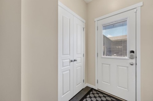 218 River Heights Green, Cochrane, AB - Indoor Photo Showing Other Room