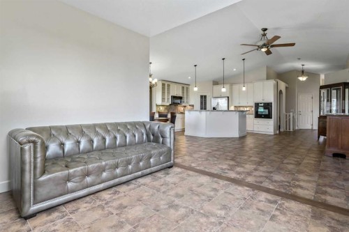 443 Riverside Green Nw, High River, AB - Indoor Photo Showing Living Room