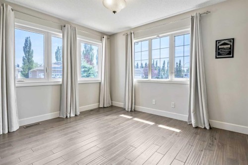 443 Riverside Green Nw, High River, AB - Indoor Photo Showing Other Room