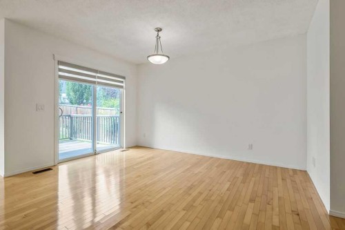 280 Panora Close Nw, Calgary, AB - Indoor Photo Showing Other Room