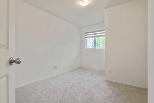 280 Panora Close Nw, Calgary, AB - Indoor Photo Showing Other Room