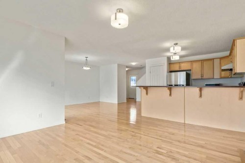 280 Panora Close Nw, Calgary, AB - Indoor Photo Showing Kitchen