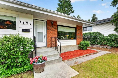 1123 48 Avenue Nw, Calgary, AB - Outdoor
