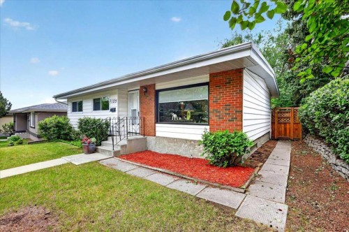 1123 48 Avenue Nw, Calgary, AB - Outdoor