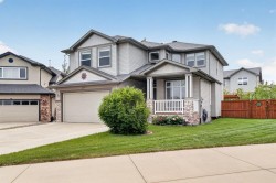 222 West Creek Mews Chestermere, AB T1X 1S1