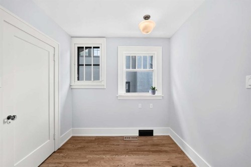 226 Superior Avenue Sw, Calgary, AB - Indoor Photo Showing Other Room