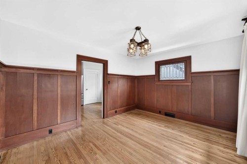 226 Superior Avenue Sw, Calgary, AB - Indoor Photo Showing Other Room