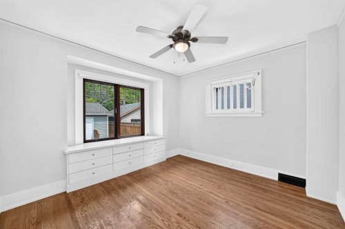 226 Superior Avenue Sw, Calgary, AB - Indoor Photo Showing Other Room