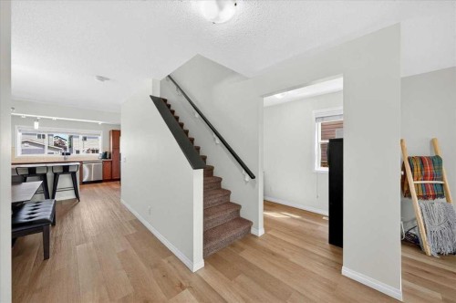 138 Copperpond Heights Se, Calgary, AB - Indoor Photo Showing Other Room
