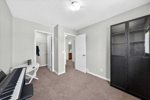 138 Copperpond Heights Se, Calgary, AB - Indoor