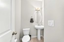 7 Stonehouse Crescent Nw, High River, AB  - Indoor Photo Showing Bathroom 