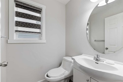 124 Saddlecrest Boulevard Ne, Calgary, AB - Indoor Photo Showing Bathroom