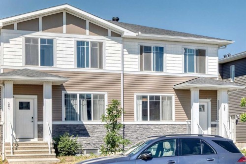 197 Chelsea Drive, Chestermere, AB - Outdoor With Facade