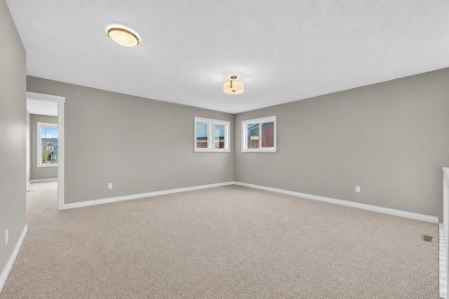 30 Evansborough View Nw, Calgary, AB - Indoor Photo Showing Other Room