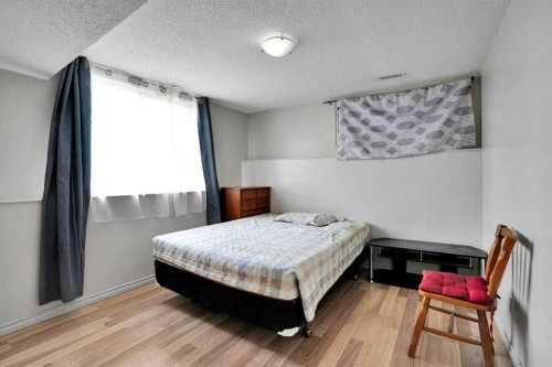 292 Taralake Terrace Ne, Calgary, AB - Indoor Photo Showing Bedroom