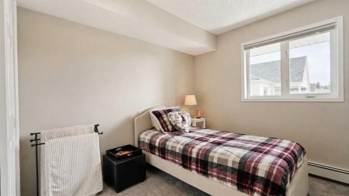 515-3515 Hawksbrow Point Nw, Calgary, AB - Indoor Photo Showing Bedroom