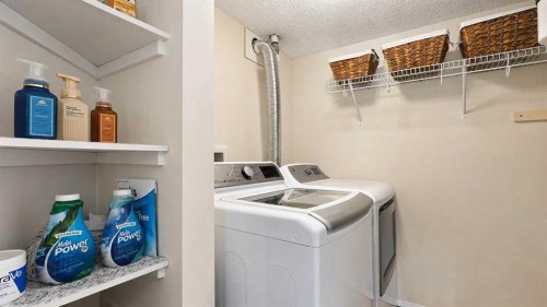 515-3515 Hawksbrow Point Nw, Calgary, AB - Indoor Photo Showing Laundry Room