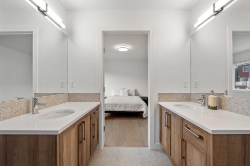 389 Crimson Ridge Place Nw, Calgary, AB - Indoor Photo Showing Bathroom