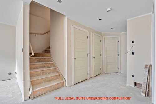 389 Crimson Ridge Place Nw, Calgary, AB - Indoor Photo Showing Other Room