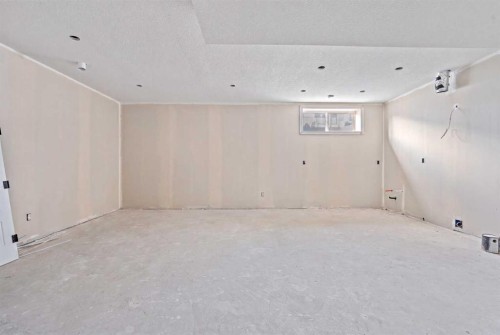 389 Crimson Ridge Place Nw, Calgary, AB - Indoor