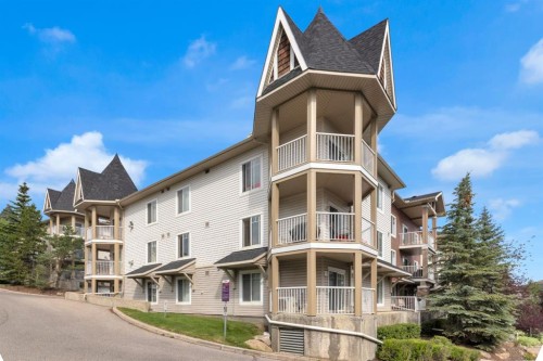 7201-70 Panamount Drive Nw, Calgary, AB - Outdoor With Facade